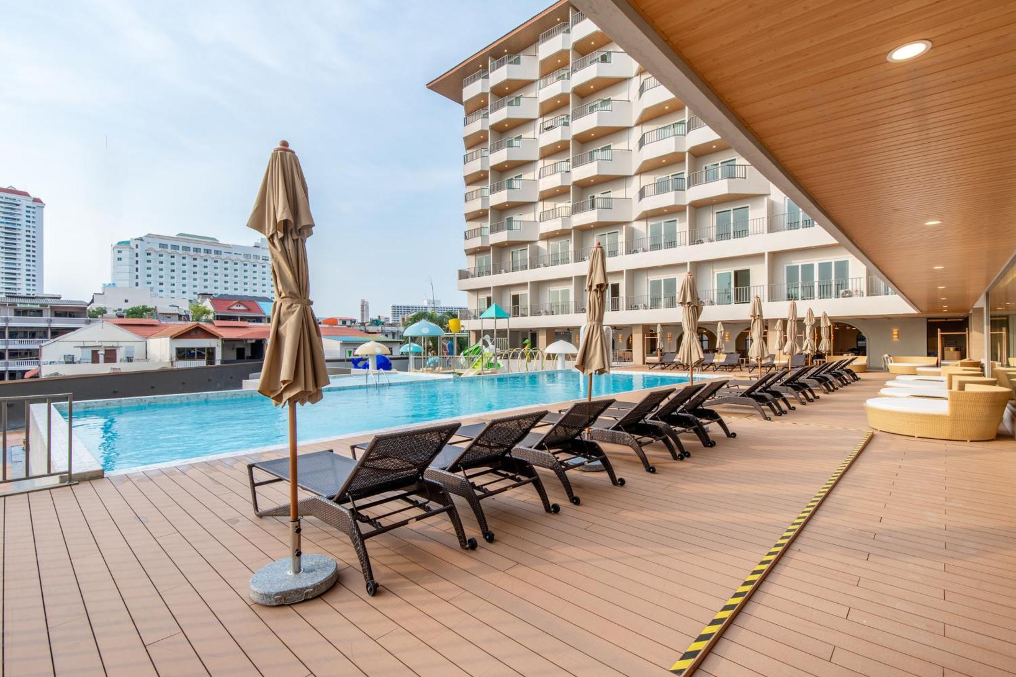 Jomtien Thani Hotel Praia de Jomtien Exterior foto