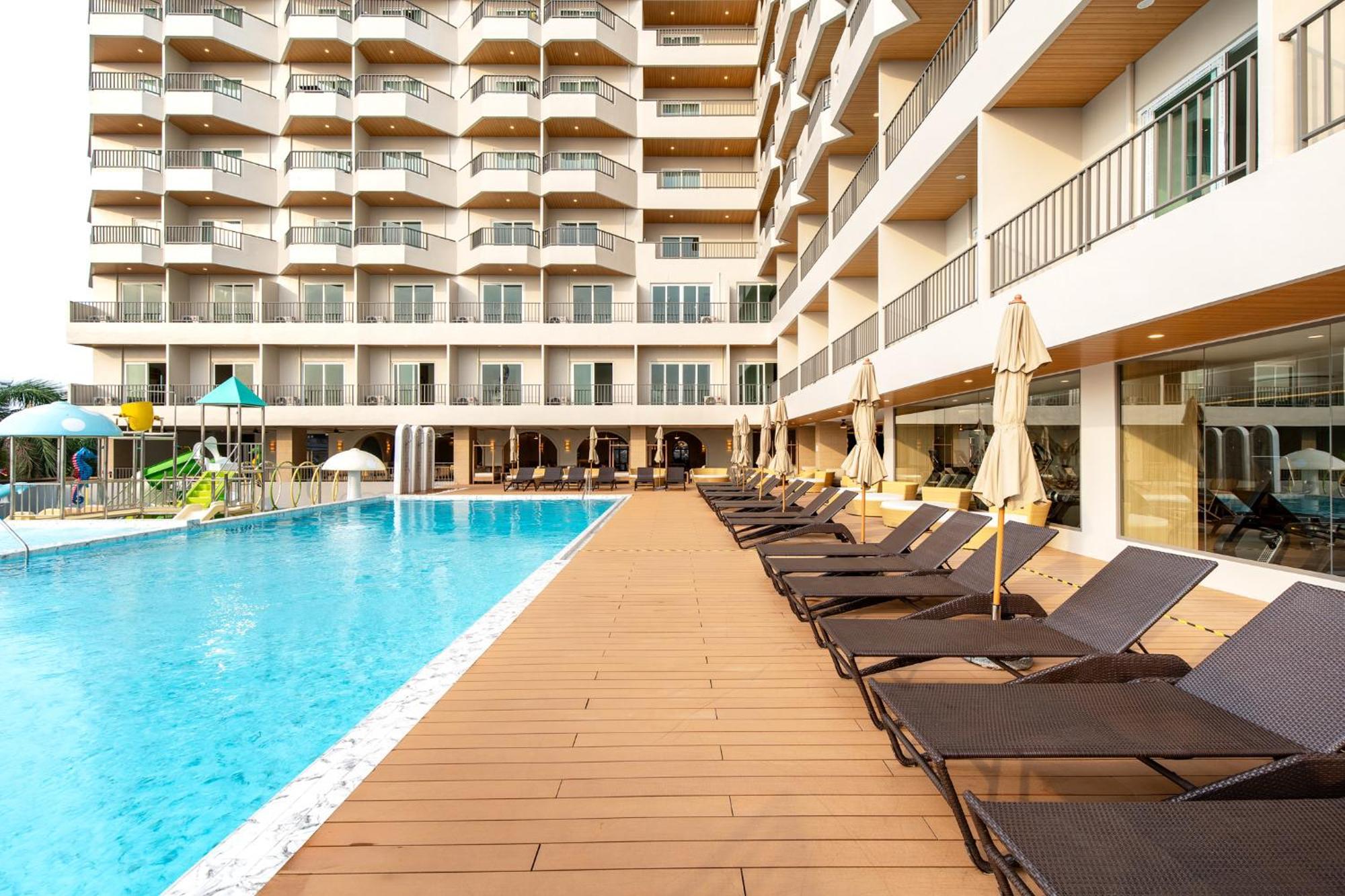 Jomtien Thani Hotel Praia de Jomtien Exterior foto