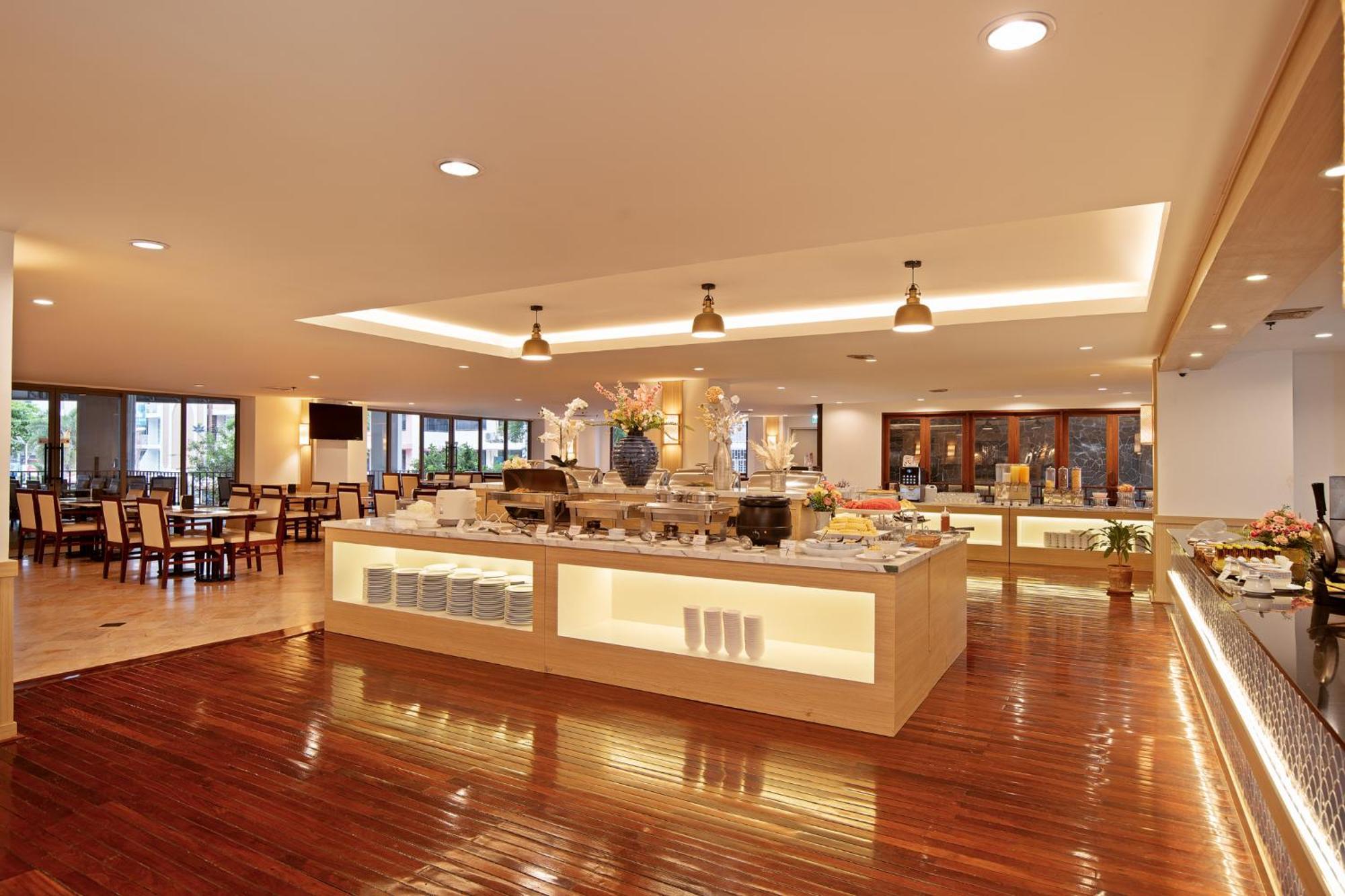 Jomtien Thani Hotel Praia de Jomtien Exterior foto